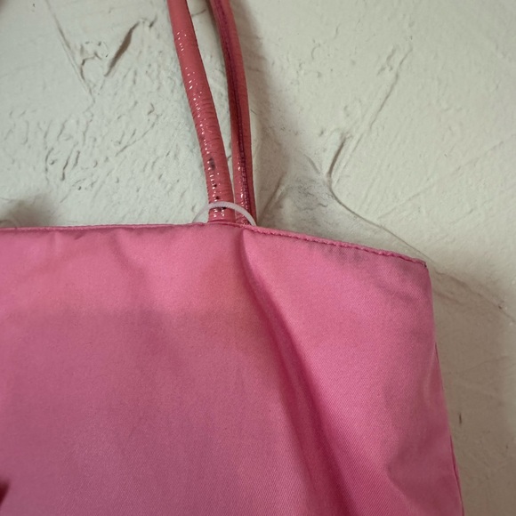 Prada vintage nylon pink shoulder bag authentic - Picture 7 of 10
